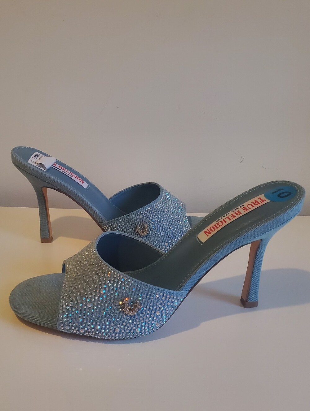 New TRUE RELIGION Crystal Blue Denim Mules Open Toe Heel Sandals size US 10